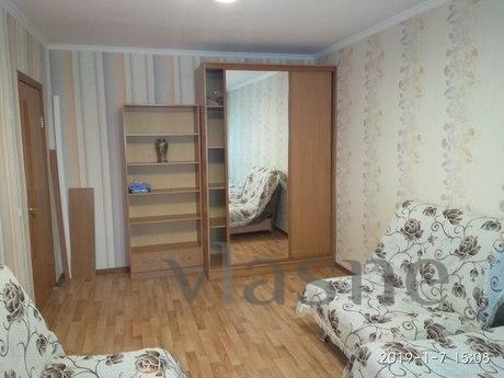 Посуточно 1-комнатная, Ержанова, 46., Караганда - квартира посуточно