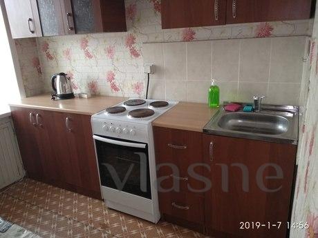 Посуточно 1-комнатная, Ержанова, 46., Караганда - квартира посуточно