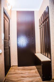 Excellent 1.5, Ust-Kamenogorsk - apartment by the day