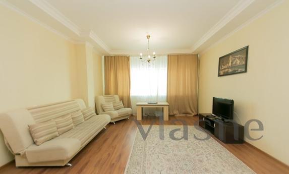 We rent in the center of the left bank a 3-room apartment in