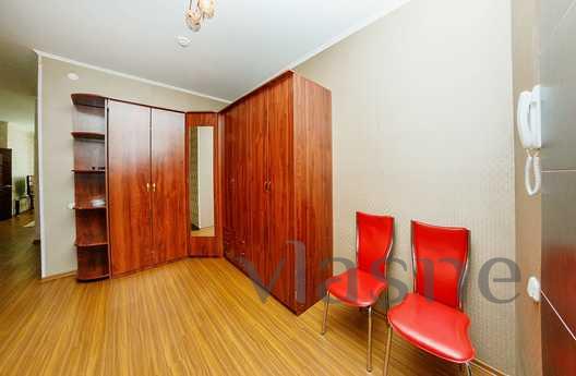 Rent by the day Northern Lights!, Астана - апартамент за нощувки
