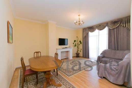 4-bedroom in the center of the capital, Astana - apartment by the day