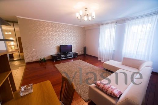 1 room Khan-Shatyr, Astana - apartment by the day