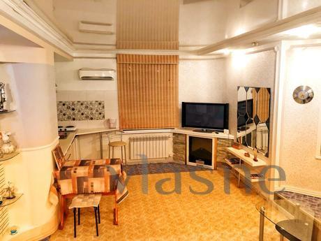 1 bedroom apartment in the center, Karaganda - apartment by the day