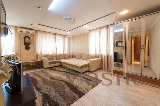 1 bedroom apartment in the center, Karaganda - apartment by the day