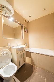 1 bedroom apartment in the center, Karaganda - apartment by the day