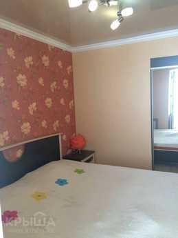 2-bedroom apartment in the center, Karaganda - apartment by the day