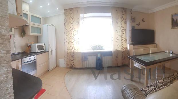 2-bedroom apartment in the center, Karaganda - apartment by the day