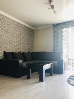 2-bedroom apartment in the center, Karaganda - apartment by the day