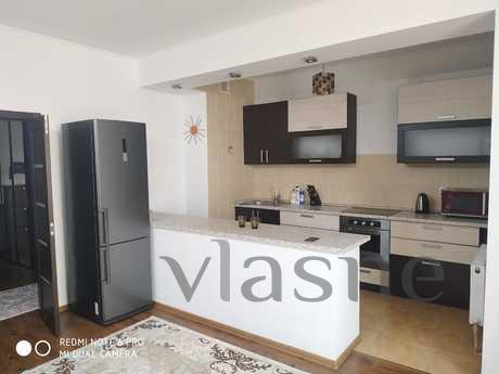 Apartment in the city center, Almaty - apartment by the day
