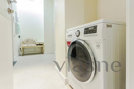 2-room apartment in the residential comp, Алмати - апартамент за нощувки
