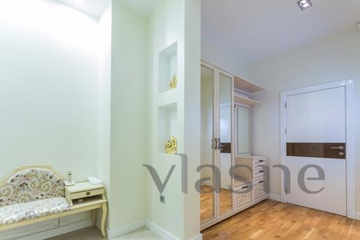 2-room apartment in the residential comp, Алмати - апартамент за нощувки
