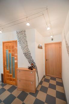 Muratbayev Central Apartment, Алмати - апартамент за нощувки

