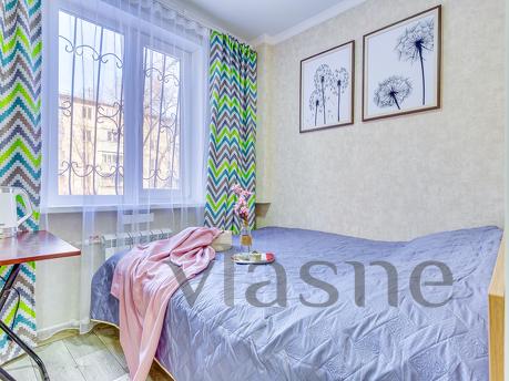 Studio is a room with a kitchenette and its own bathroom. Bu