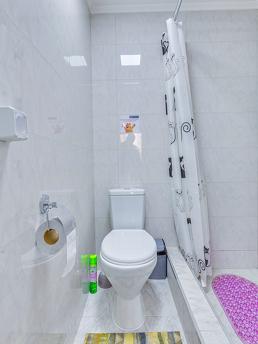 Double studio on Tole Bi Vesnovka, Алмати - апартамент за нощувки
