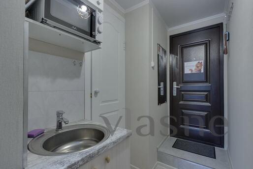 Cozy studio next to Grand Park, Алмати - апартамент за нощувки
