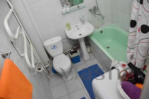 One-room apartment with a view of Alatau, Алмати - апартамент за нощувки
