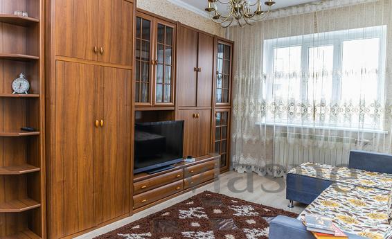 Светлая просторная трехкомнатная квартир, Алматы - квартира посуточно