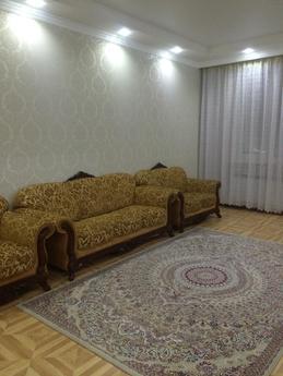 Rent daily a very warm spacious apartment in the area of ​​E