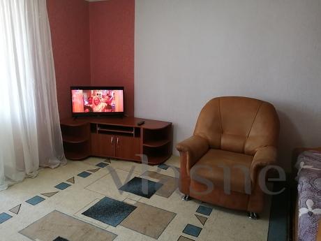 Посуточно, почасово 1.5ки в центре, ул. Казахстан 70 и район