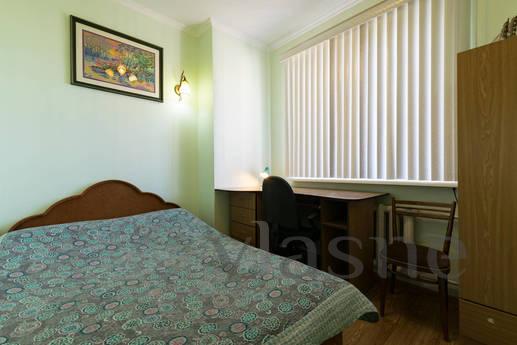 4 . in the exclusive area,50$/day, Almaty - apartment by the day