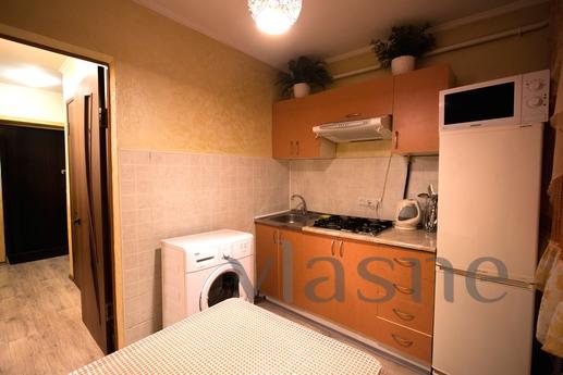 Clean and comfortable apartment in the c, Almaty - apartment by the day