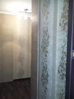 2 komn.kv. Abdirova 25 Aisulu, Karaganda - apartment by the day