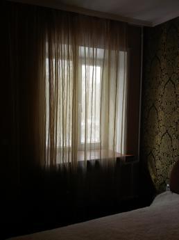 2 komn.kv. Abdirova 25 Aisulu, Karaganda - apartment by the day