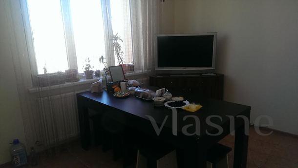 DDvuh etazhzhny penthouse located on the Left Bank. Convenie