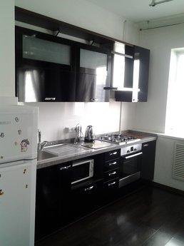 Friendly, non-smoky APARTMENT, Алмати - апартамент за нощувки
