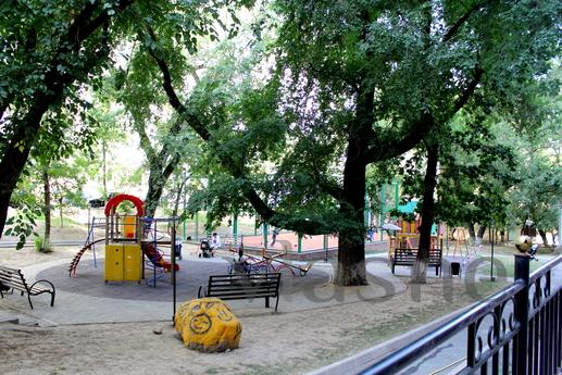 Apartment OBRAZTSOVA type!, Алмати - апартамент за нощувки
