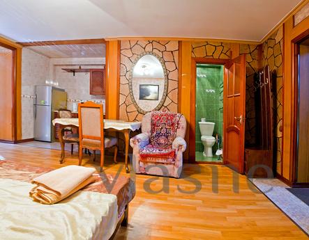 Уютная квартира-студия в центре 102, Алматы - квартира посуточно