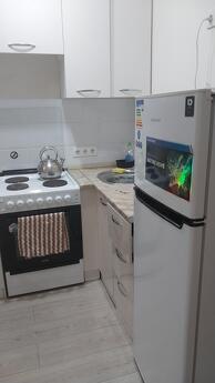 I rent out a 1-room apartment daily, Алмати - апартамент за нощувки
