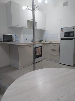 I rent out a 1-room apartment daily, Алмати - апартамент за нощувки
