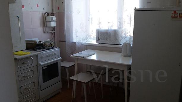 1 bedroom, 45 quarter-Mozhaiskogo, Karaganda - apartment by the day