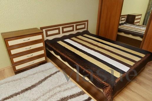 2-КОМНАТНАЯ ПОСУТОЧНО ЦЕНТР Р-Н 'СИТИ МО, Караганда - квартира посуточно