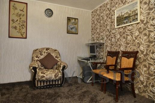 2-КОМН. квартира в 'Гармошке' 45 квартал, Караганда - квартира посуточно