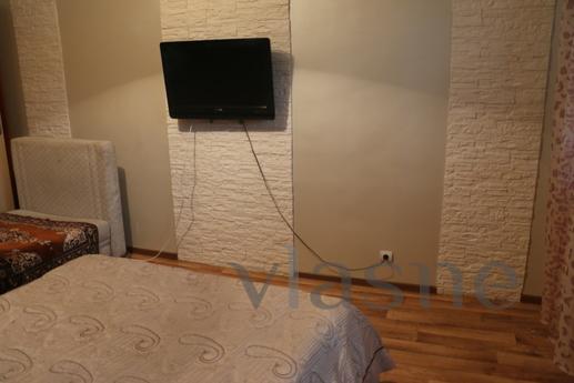 1 bedroom apartment in a good area, Almaty - apartment by the day