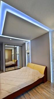 Luxury 2-bedroom on the DKG Loboda 5, Karaganda - apartment by the day