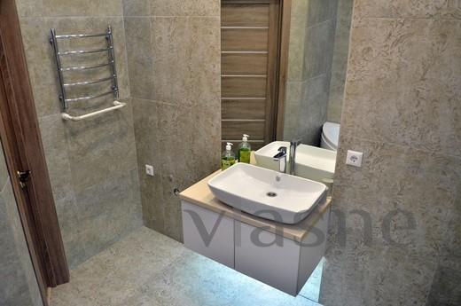 Luxury 2-bedroom on the DKG Loboda 5, Karaganda - apartment by the day