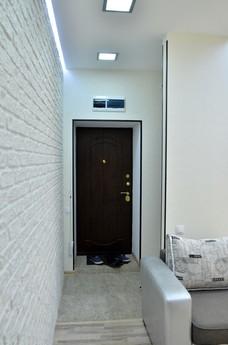 Luxury 2-bedroom on the DKG Loboda 5, Karaganda - apartment by the day