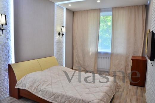 Luxury 2-bedroom on the DKG Loboda 5, Karaganda - apartment by the day
